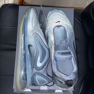 Nike AirMax 720